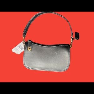 Coach Swinger 20 in Glovetanned Leather